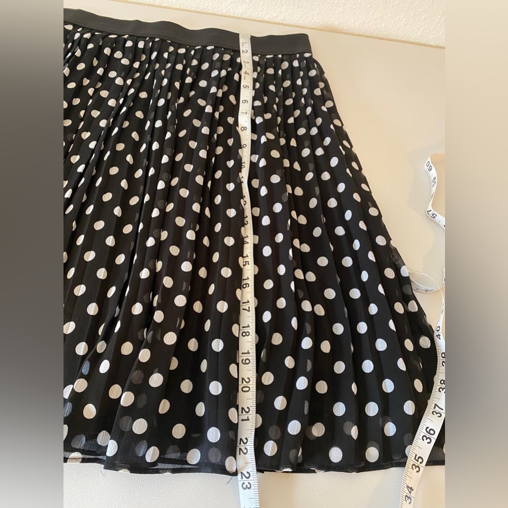 SOHO Black Polka Dot Skirt. Size XL - Picture 5 of 6